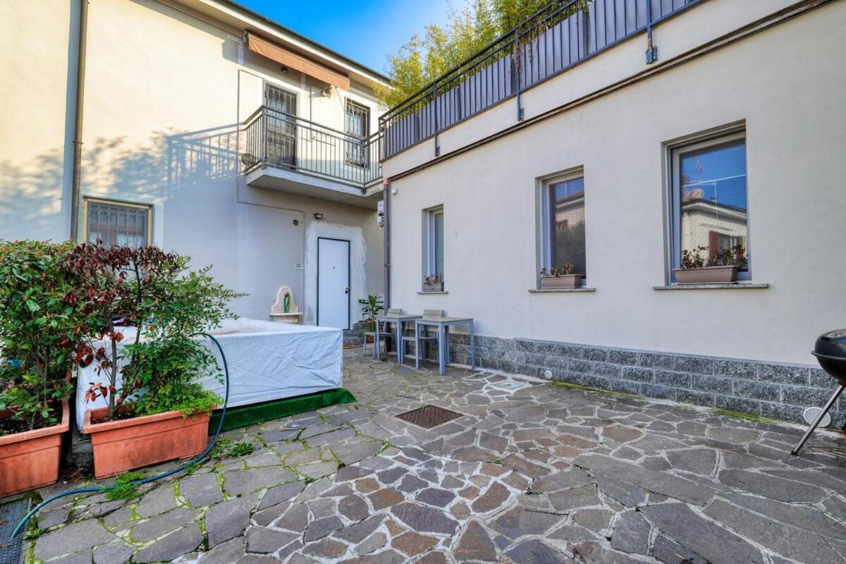 Jacuzzi & Relax - Casa Indipendente 20Min Da Milano Villa Zelo Buon Persico Exteriör bild